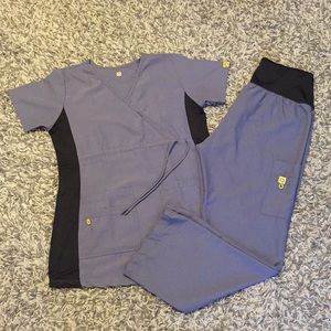 Wonderwink Maternity Scrubs Set